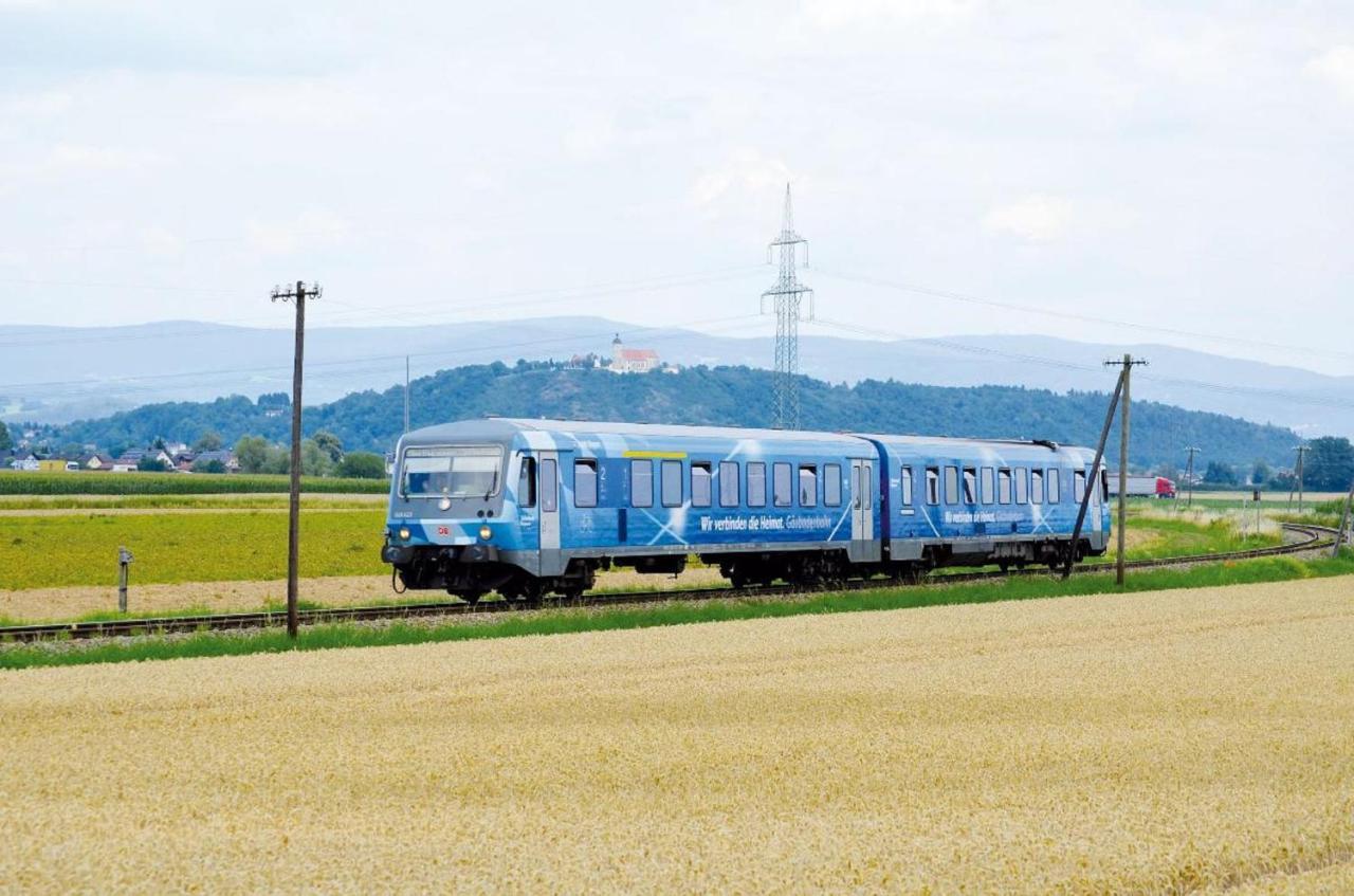 Uebernachten Im Nostalgischen Bahnwaggon Bogen